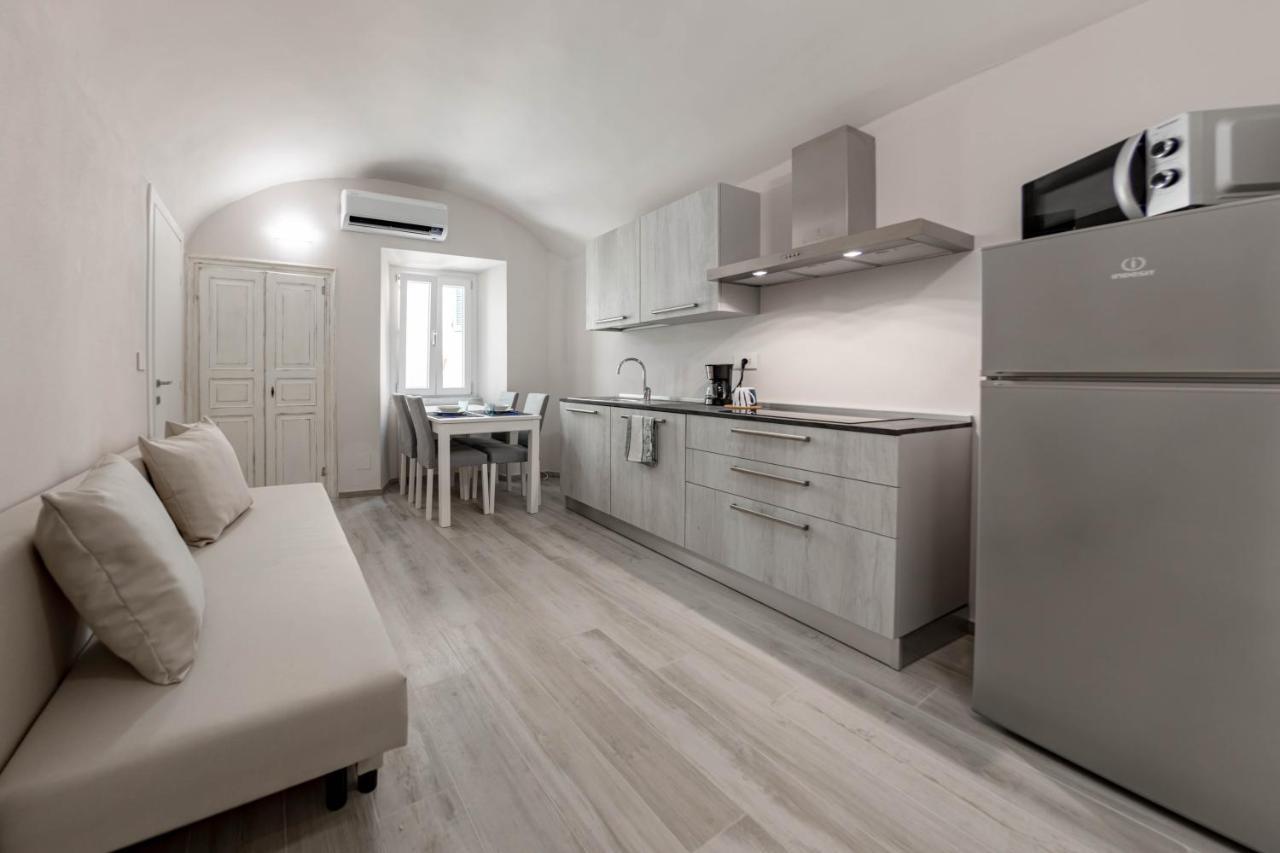 Apartmán H11 Piccola Perla A Un Passo Dal Mare Santo Stefano al Mare Exteriér fotografie